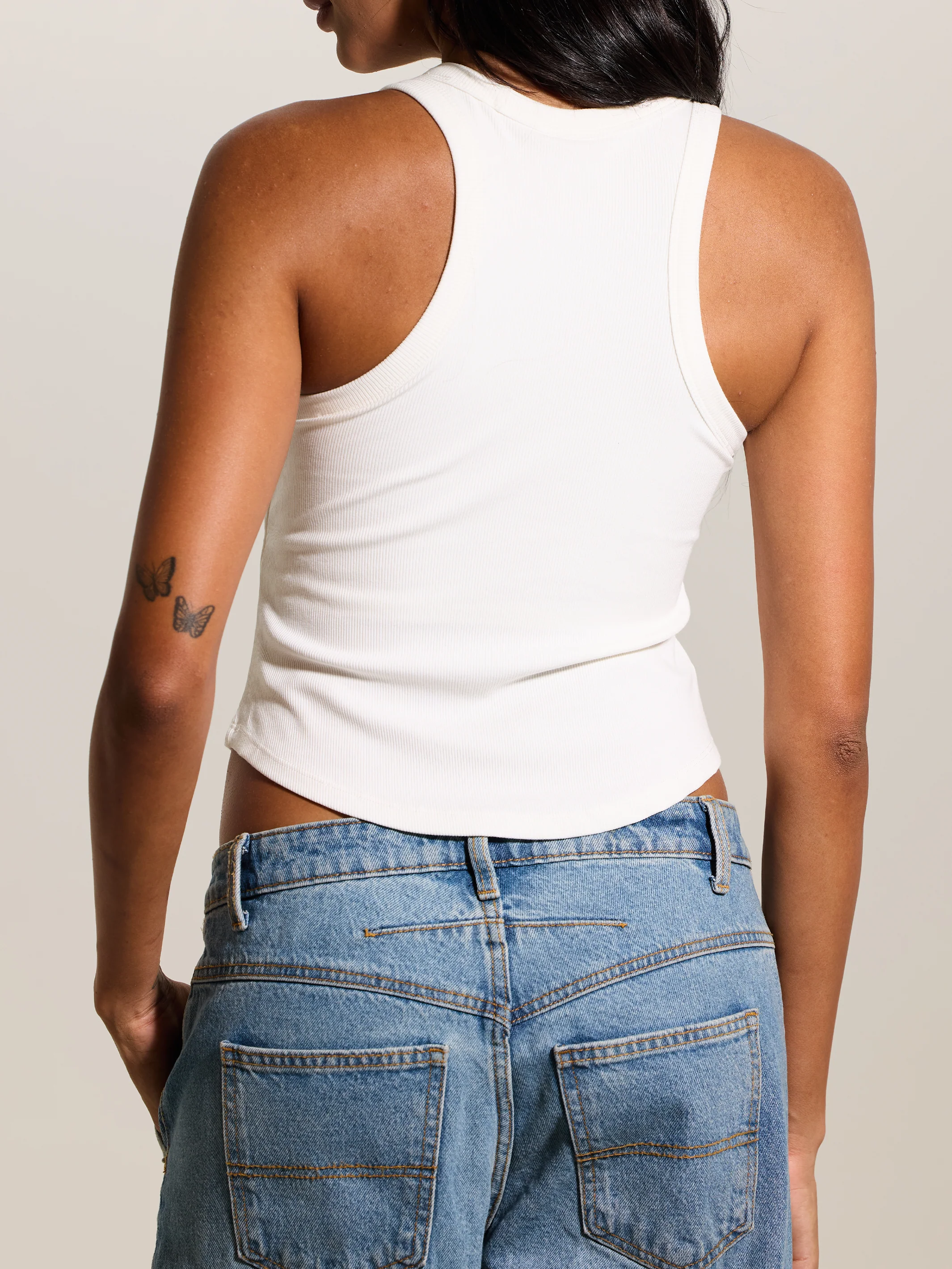 Curve Hem Cotton High Neck - Image 13