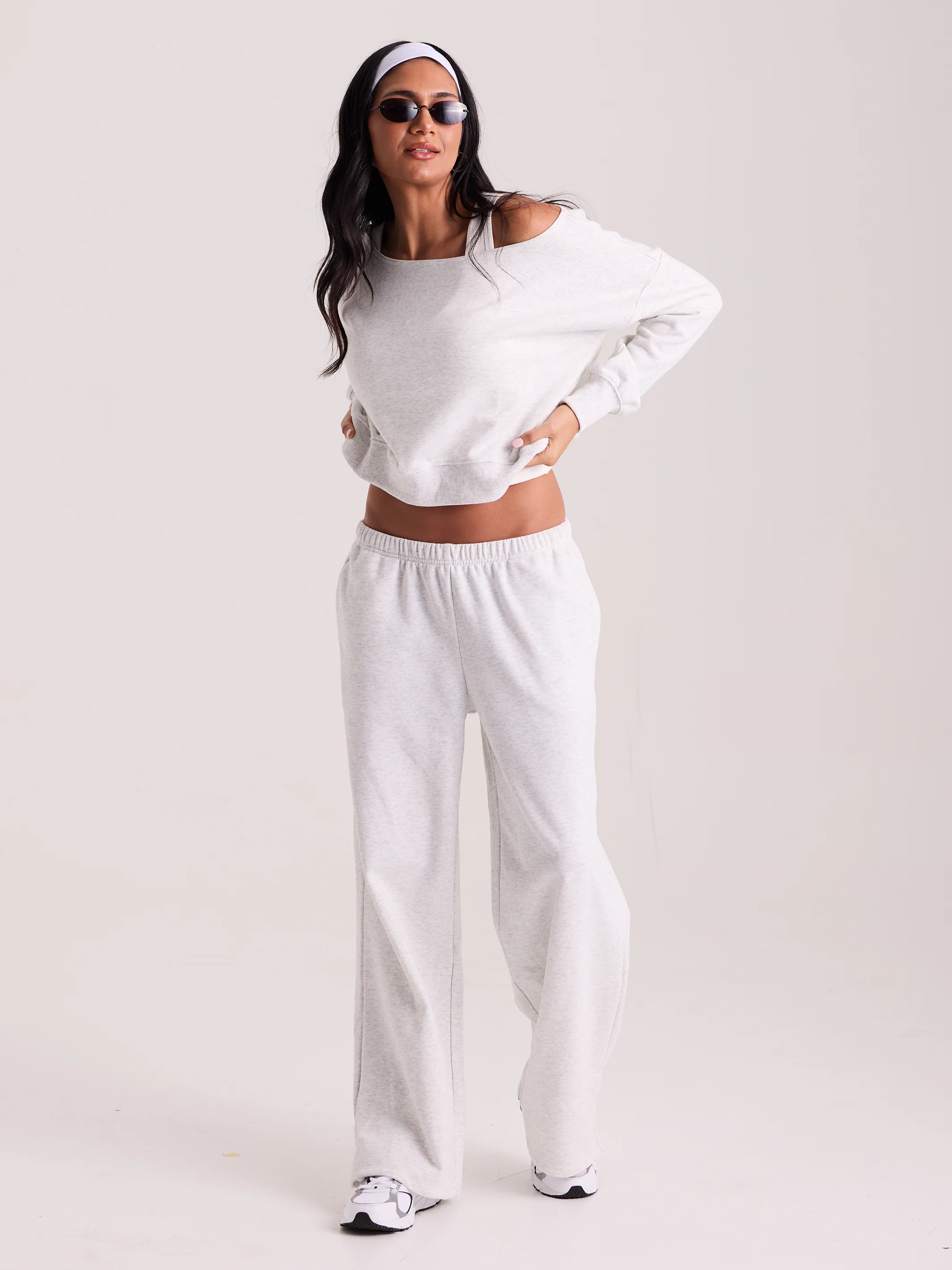 Lightweight Wide Leg Sweat Pants - Image 4