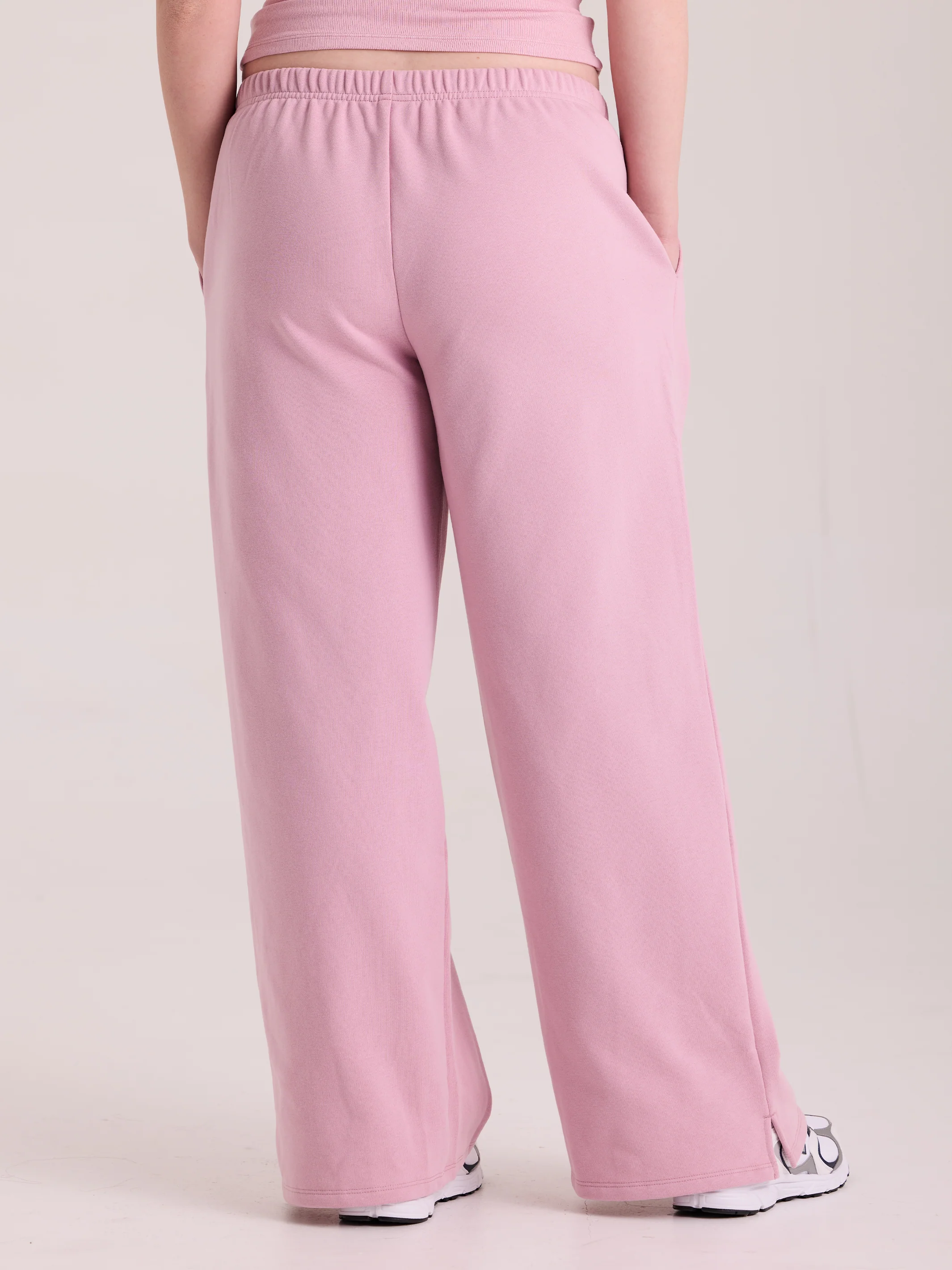 Lightweight Wide Leg Sweat Pants - Image 7