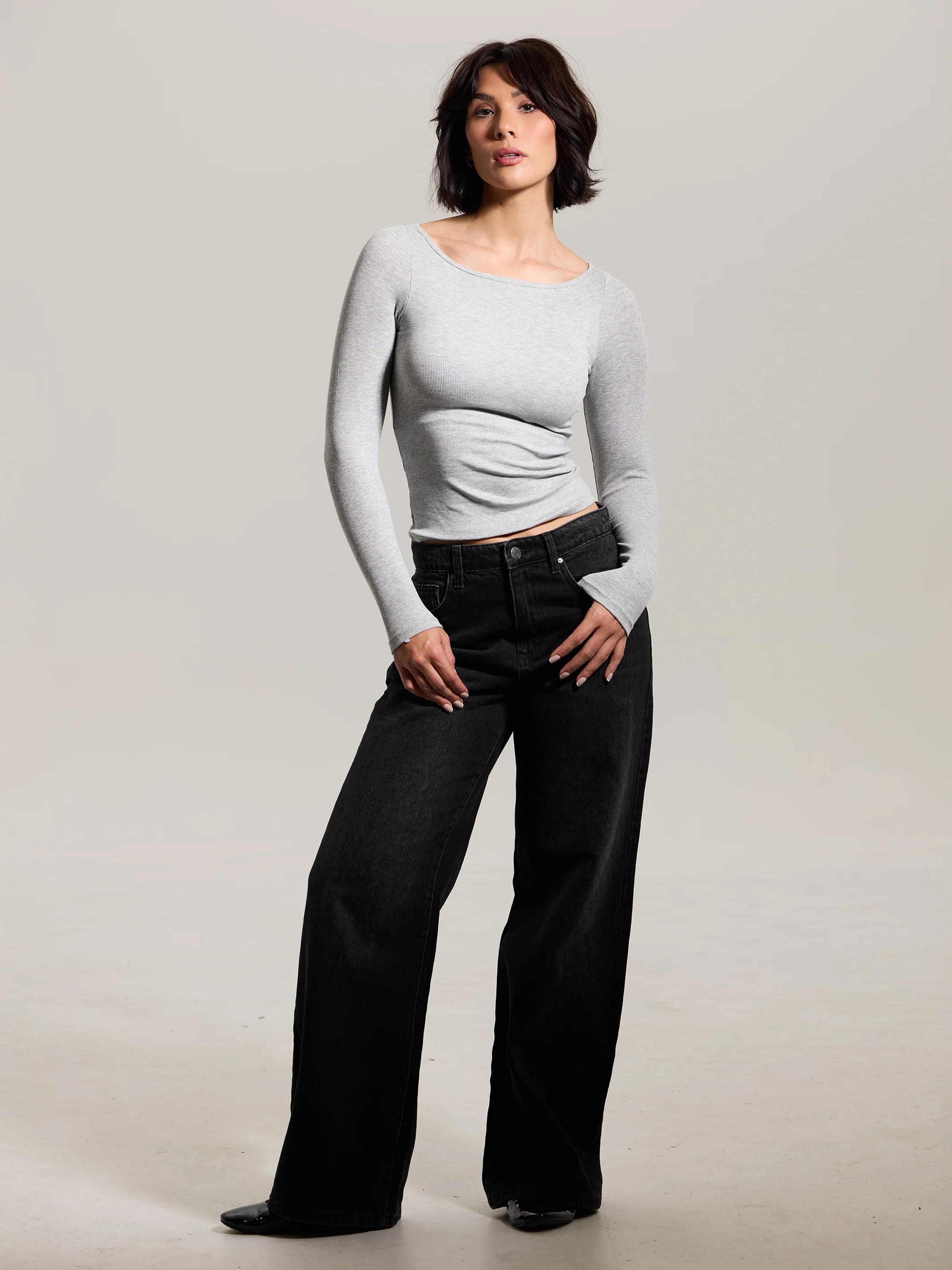 Ribbed Boat Neck Braless Long Sleeve - Image 9