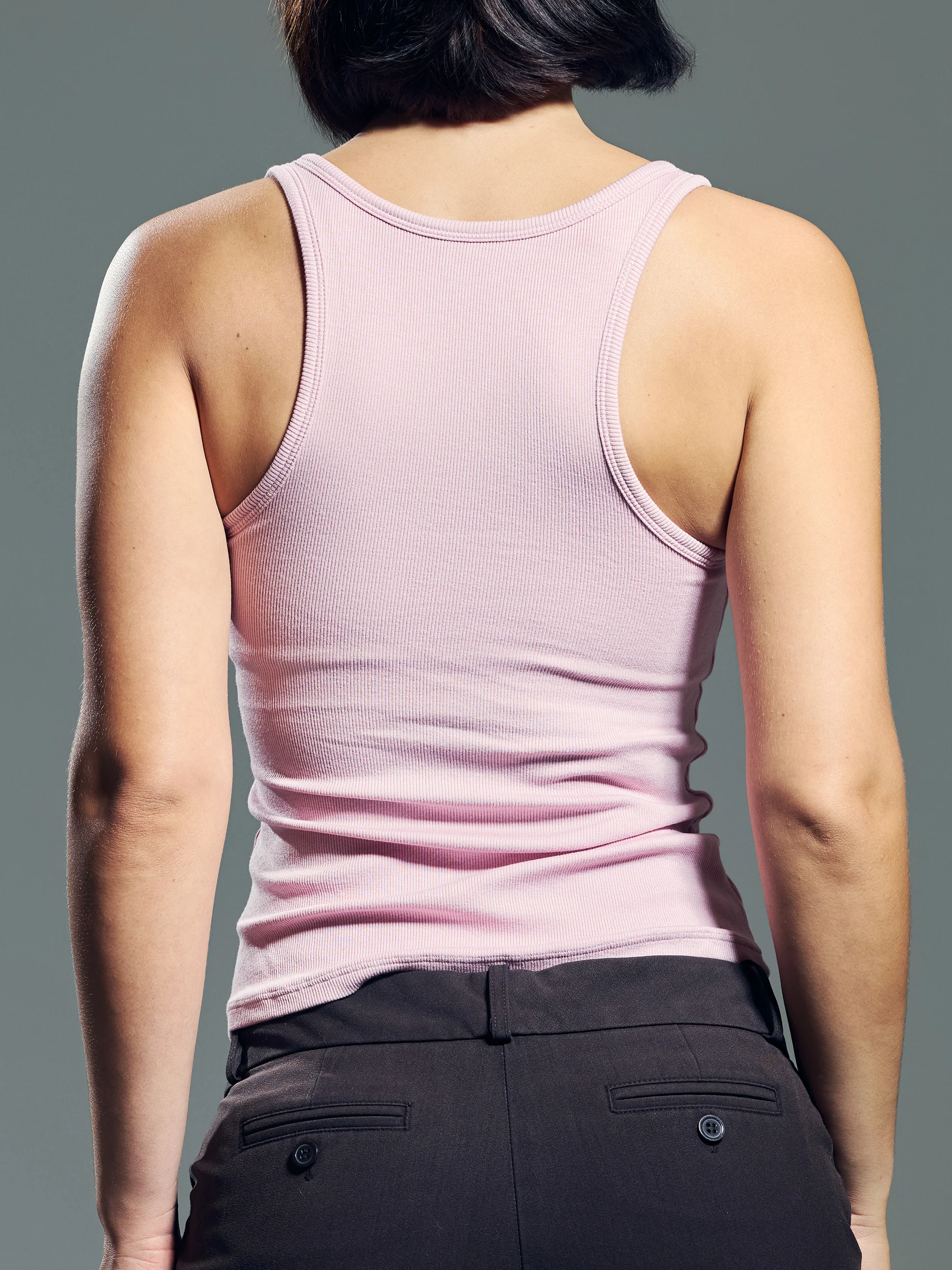 Ribbed U-Shape Tank - Image 14