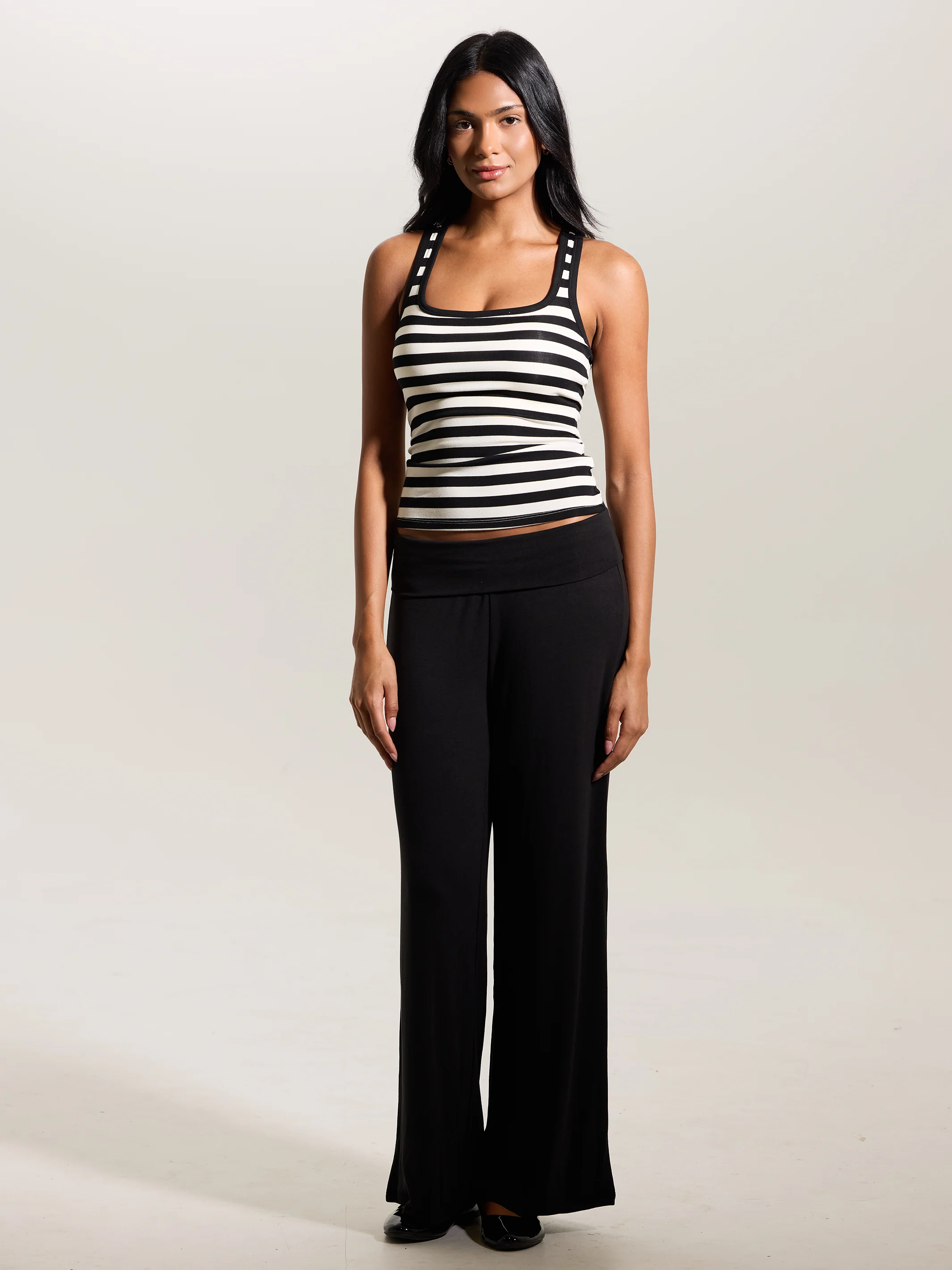 Scoop Neck Tank Full Length - Image 15